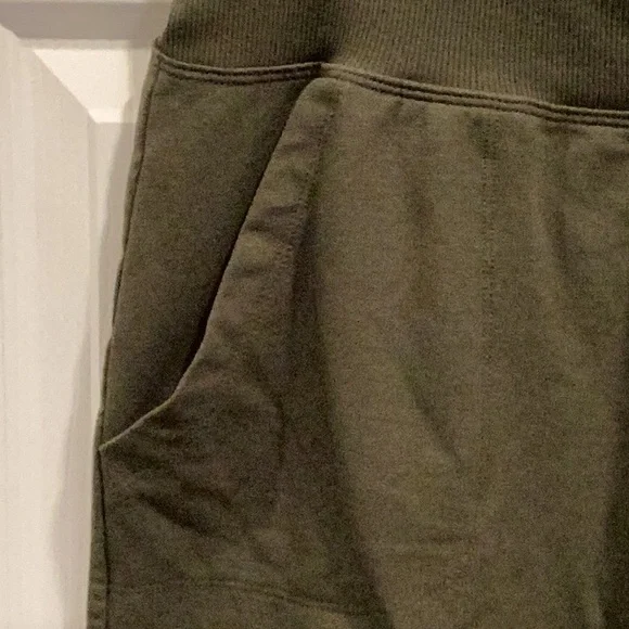 Olive Green Casual Shorts - Picture 3 of 6